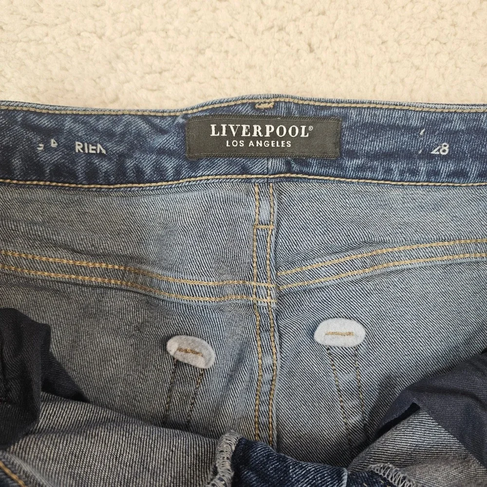 Liverpool Los Angeles Boyfriend Distressed Hem Jeans Medium Wash Womens 6/28